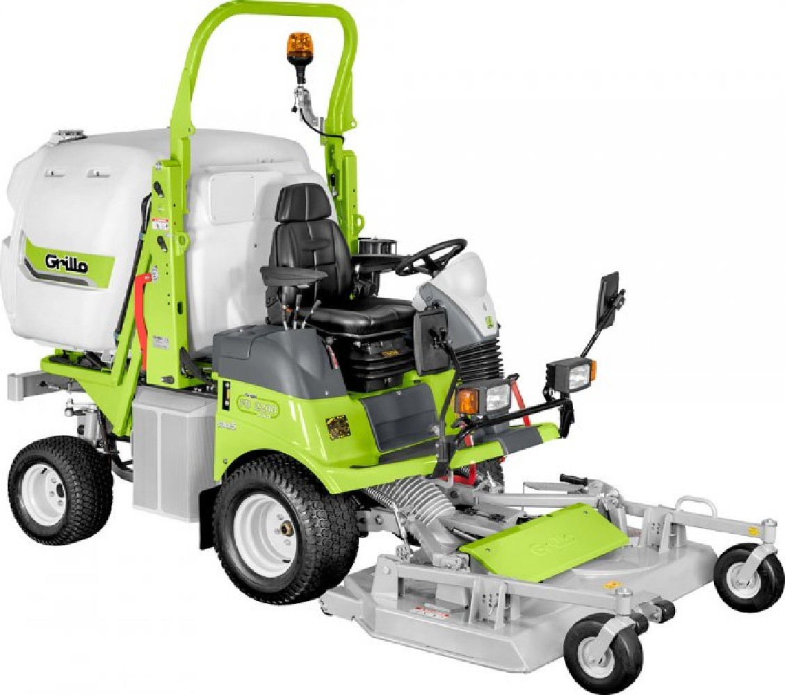 Frontmäher FD 2200 4WD O. CAB 152 CM