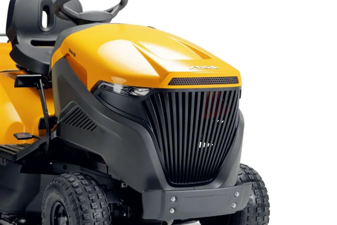 Traktor Estate 798