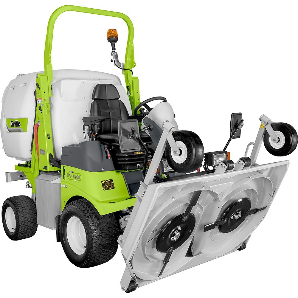 Frontmäher FD 2200 4WD O. CAB 152 CM
